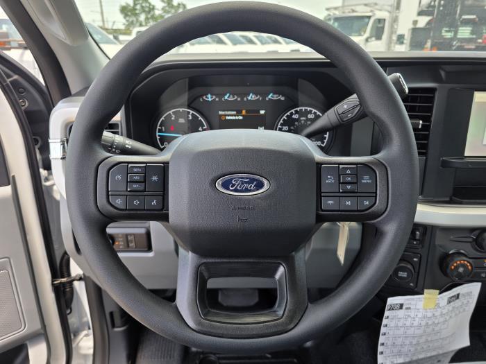 2026 Ford F-600-9