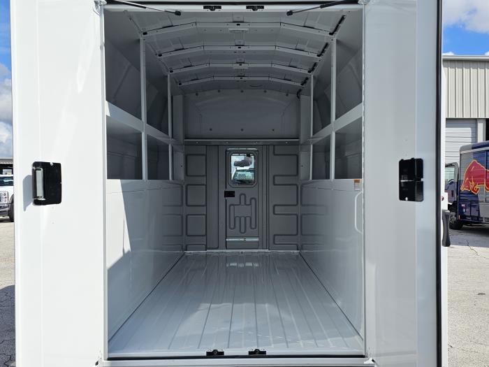 2027 Ford E-350-13