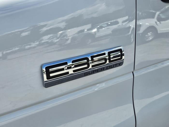 2027 Ford E-350-11