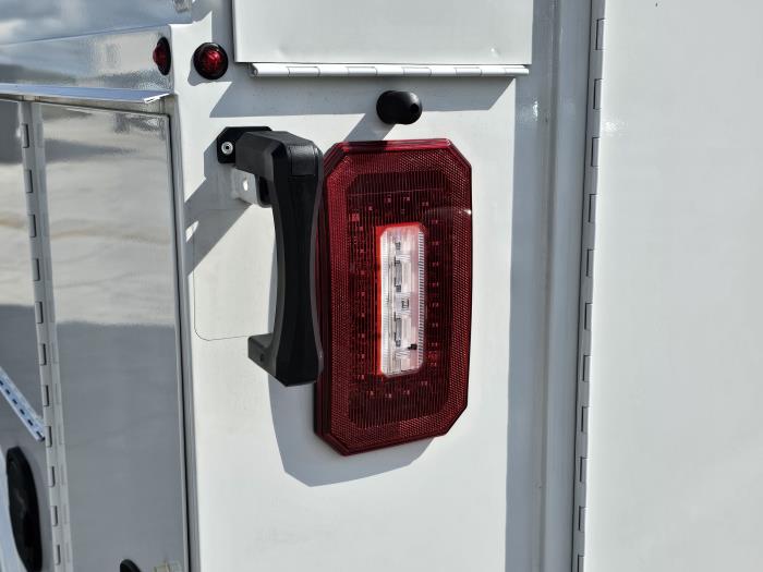 2027 Ford E-350-12