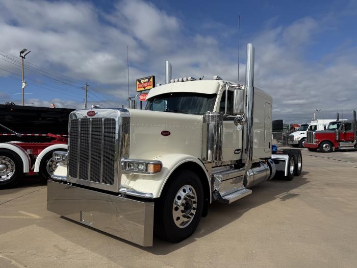 2027 Peterbilt 589-18