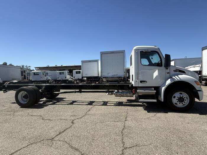 2027 Peterbilt 536-4
