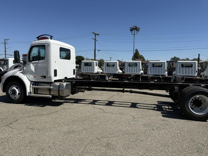 2027 Peterbilt 536-8