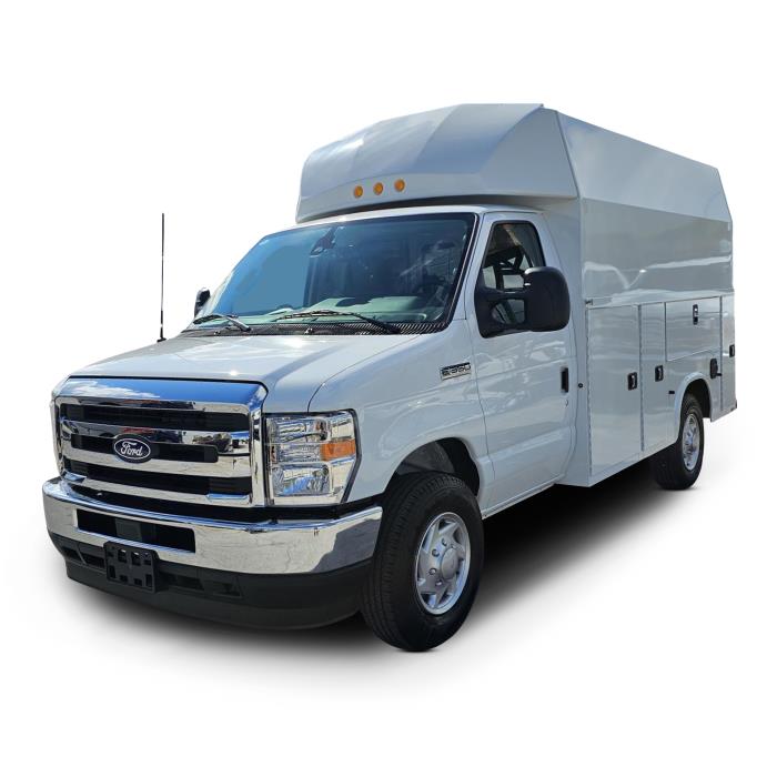 2027 Ford E-350-0