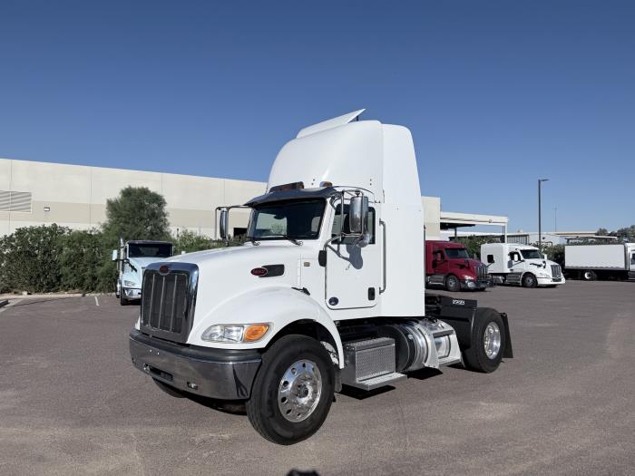 2020 Peterbilt 337-0
