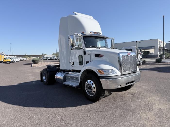 2020 Peterbilt 337-6