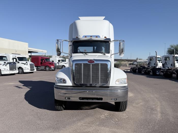 2020 Peterbilt 337-7