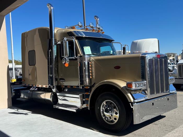 2027 Peterbilt 589-11
