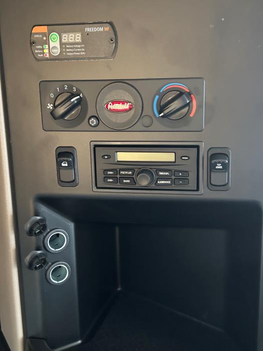 2027 Peterbilt 589-10