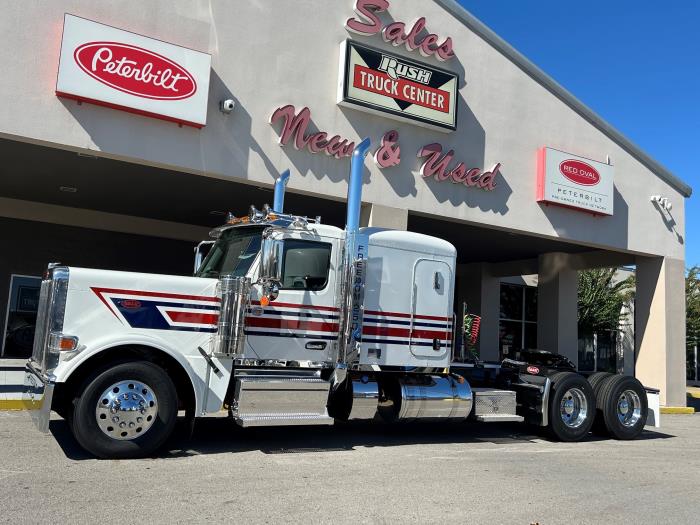 2027 Peterbilt 589-15
