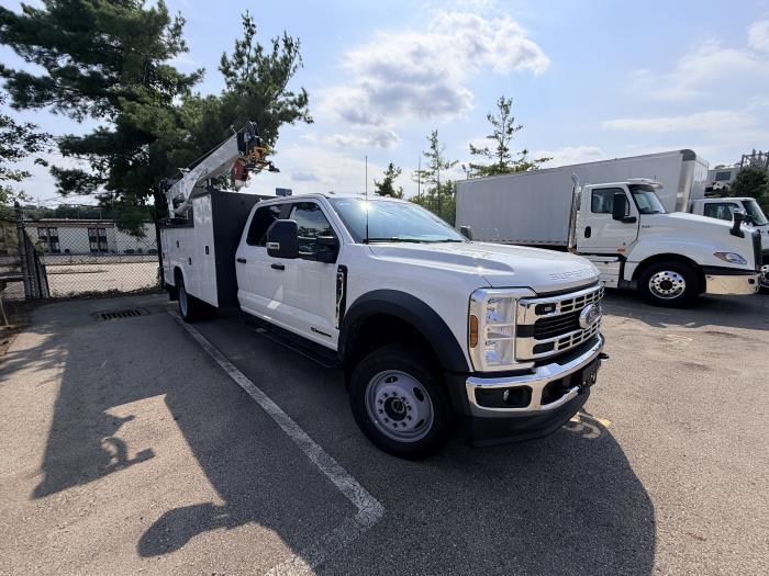 2026 Ford F-550 — photo 2