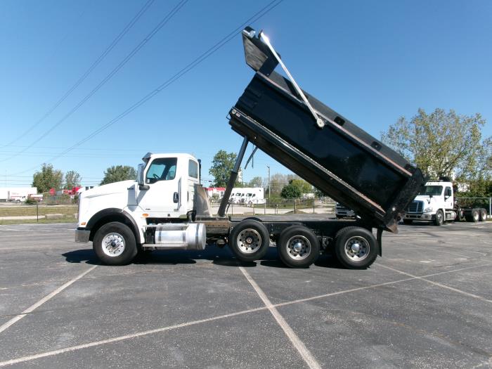 2023 International HX620-6