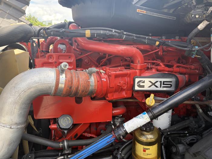 2022 International LT625-9