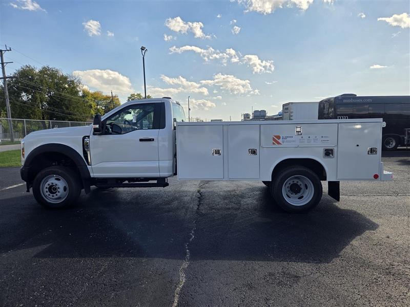 New 2026 Ford F-550 - photo 2