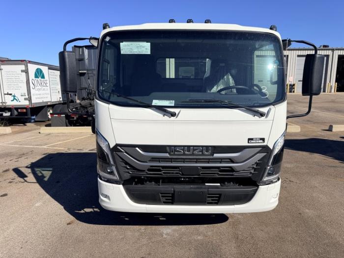 2026 Isuzu NPR-XD-4