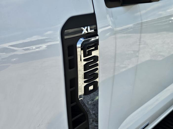 2026 Ford F-250-8