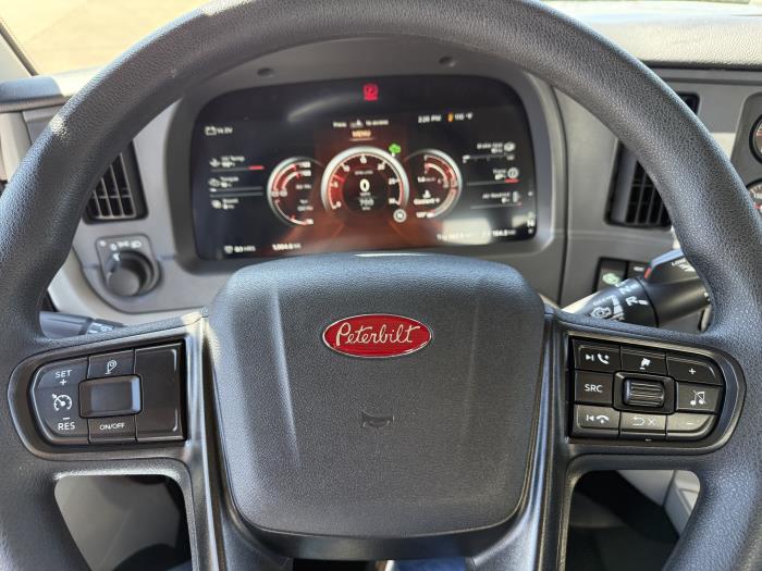 2027 Peterbilt 567-6