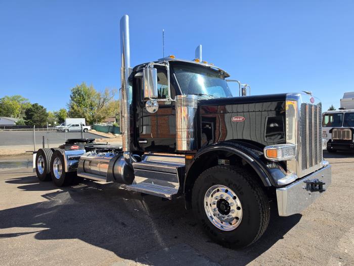 2027 Peterbilt 589-6