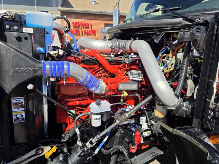 2027 Peterbilt 589-9