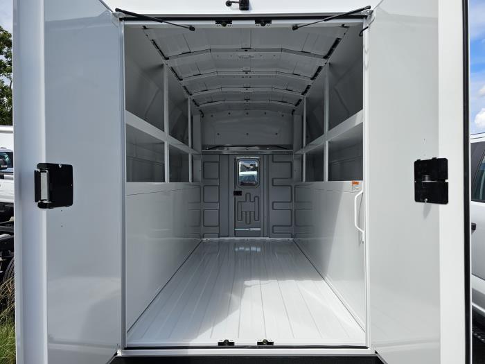 2026 Ford Transit-350-10