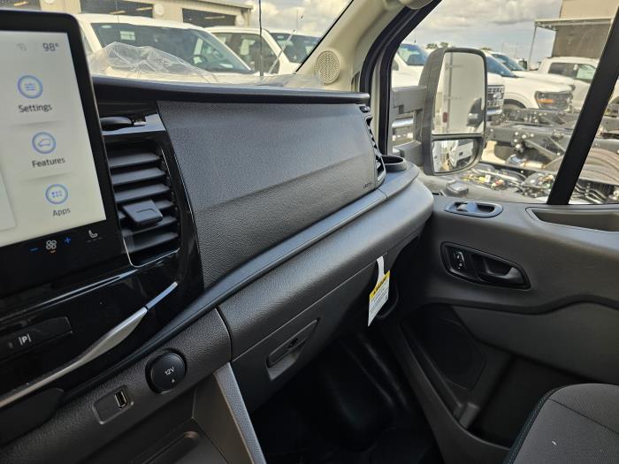 2026 Ford Transit-350-17