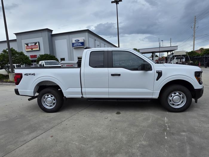 2025 Ford F-150-4