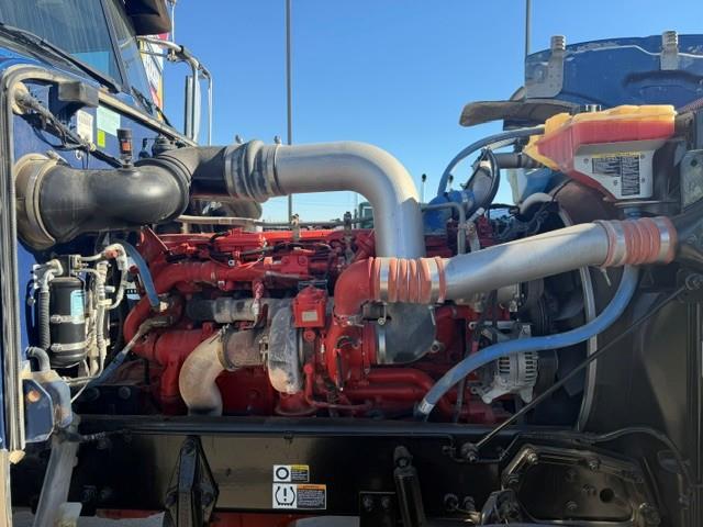 2023 Peterbilt 389-16