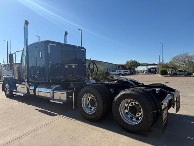 2027 Peterbilt 589-4