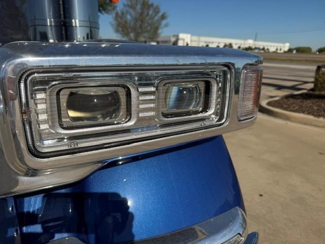 2027 Peterbilt 589-11