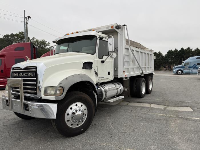 2013 Mack GU713-0