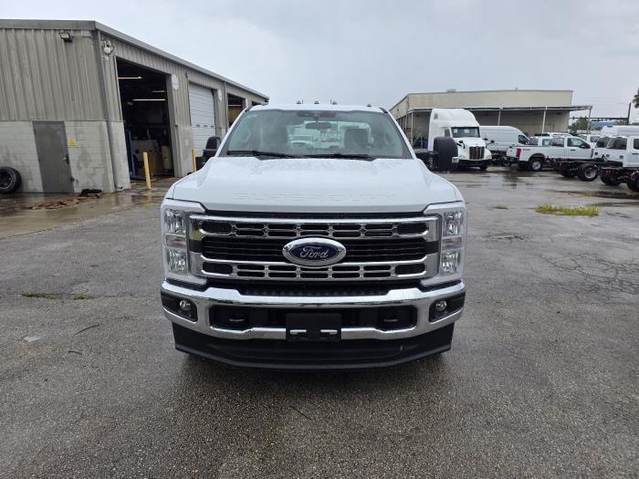 2026 Ford F-350-2