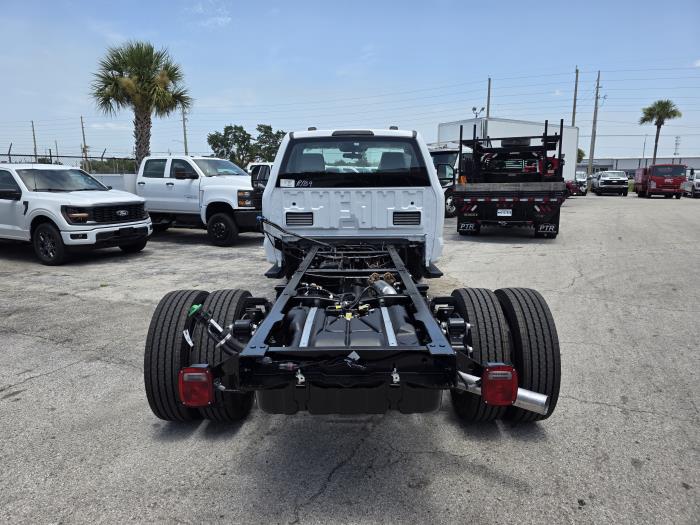 2026 Ford F-600-6