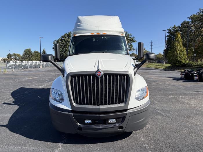 2022 International LT625-1