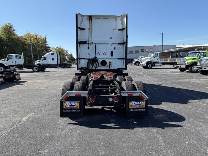 2022 International LT625-6