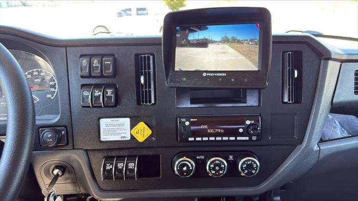 2027 Peterbilt 548-41