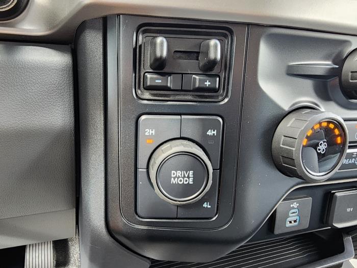 2026 Ford F-550-15