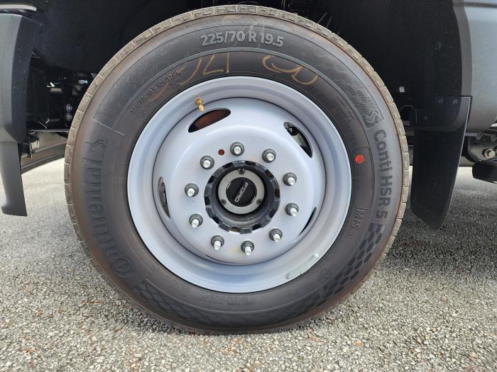 2026 Ford F-550-20
