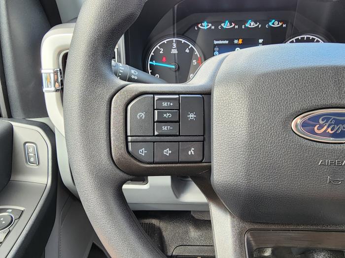 2026 Ford F-550-14