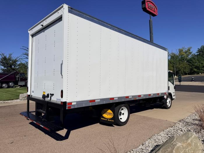 2026 Isuzu NPR-HD-5