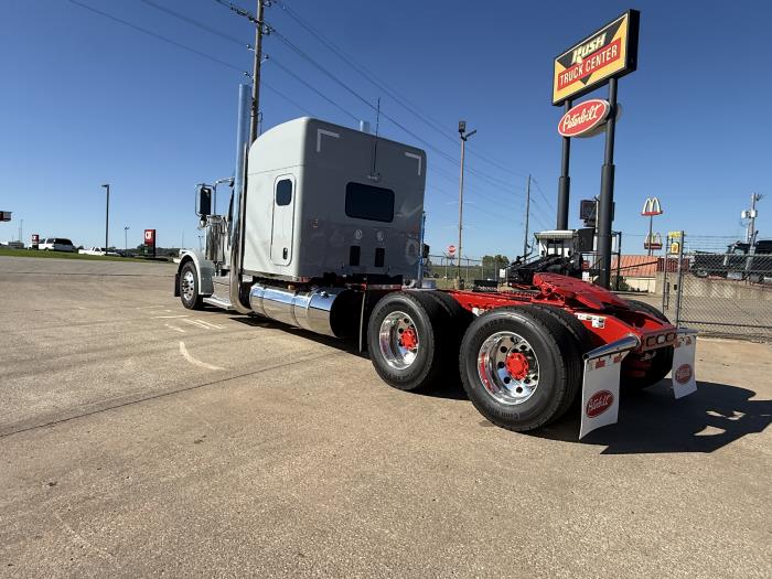 2027 Peterbilt 589-11
