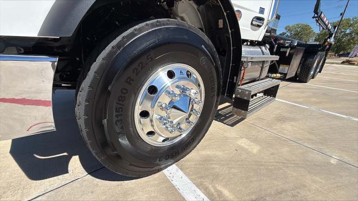 2027 Peterbilt 548-5