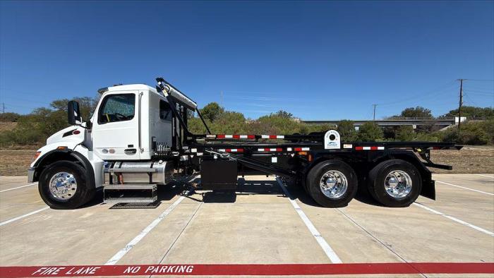 2027 Peterbilt 548-28