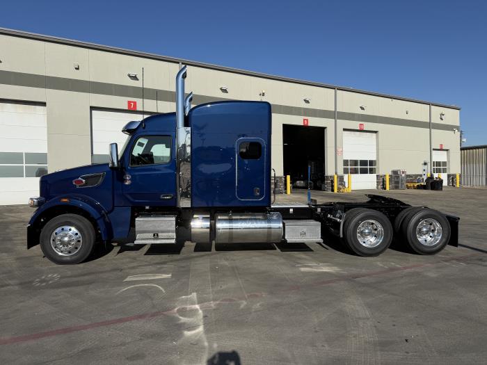 2027 Peterbilt 567-4