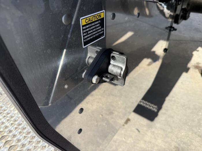 2027 Peterbilt 567-27