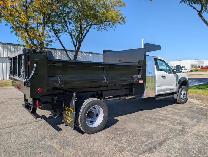2026 Ford F-600-8