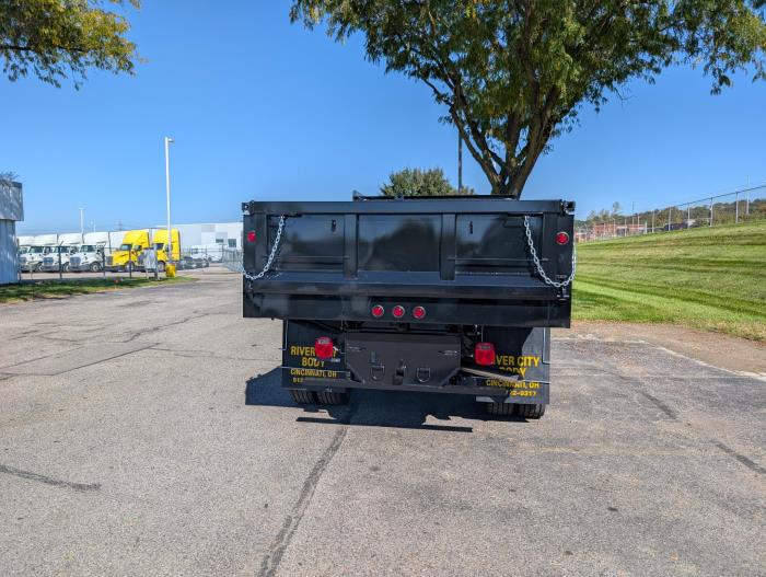 2026 Ford F-600-9