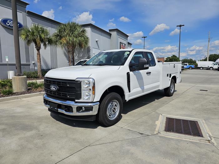 2027 Ford F-250-1