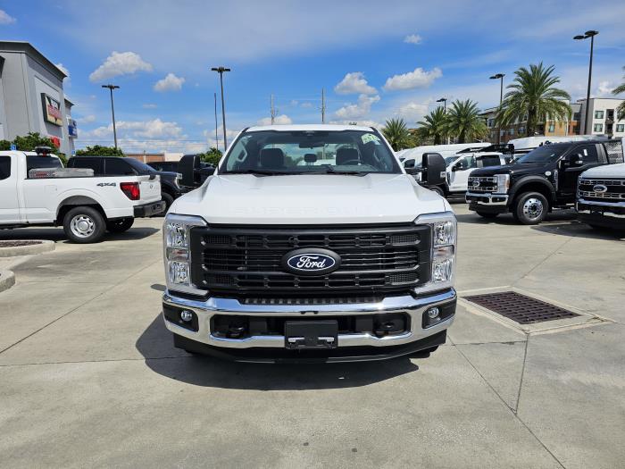 2027 Ford F-250-2