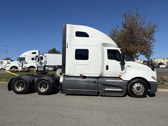2022 International LT625-3