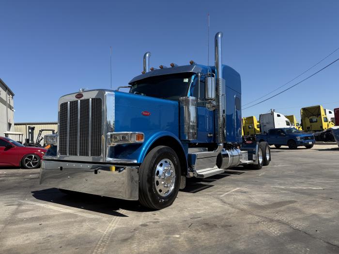 2027 Peterbilt 589-2